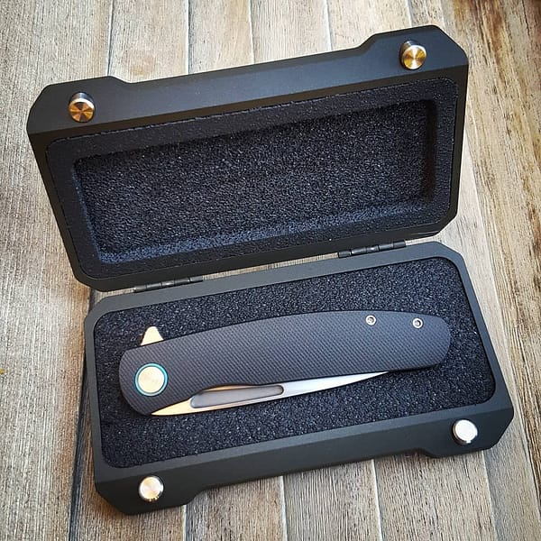 Knife Box